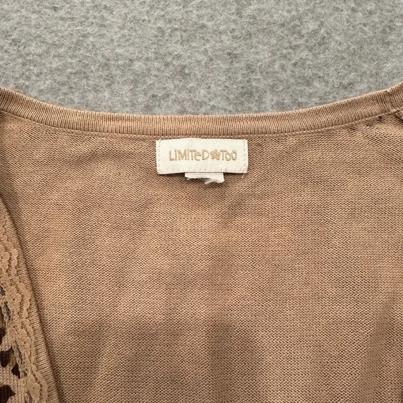 Leopard Print Cropped Cardigan - Tan & Black - Picture 4 of 6